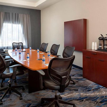 Fairfield Inn & Suites By Marriott Selma Kingsburg מראה חיצוני תמונה