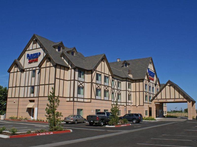 Fairfield Inn & Suites By Marriott Selma Kingsburg מראה חיצוני תמונה
