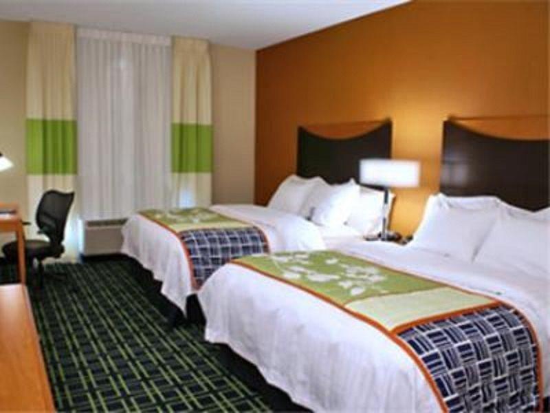 Fairfield Inn & Suites By Marriott Selma Kingsburg מראה חיצוני תמונה