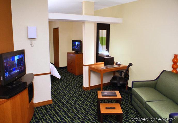 Fairfield Inn & Suites By Marriott Selma Kingsburg חדר תמונה
