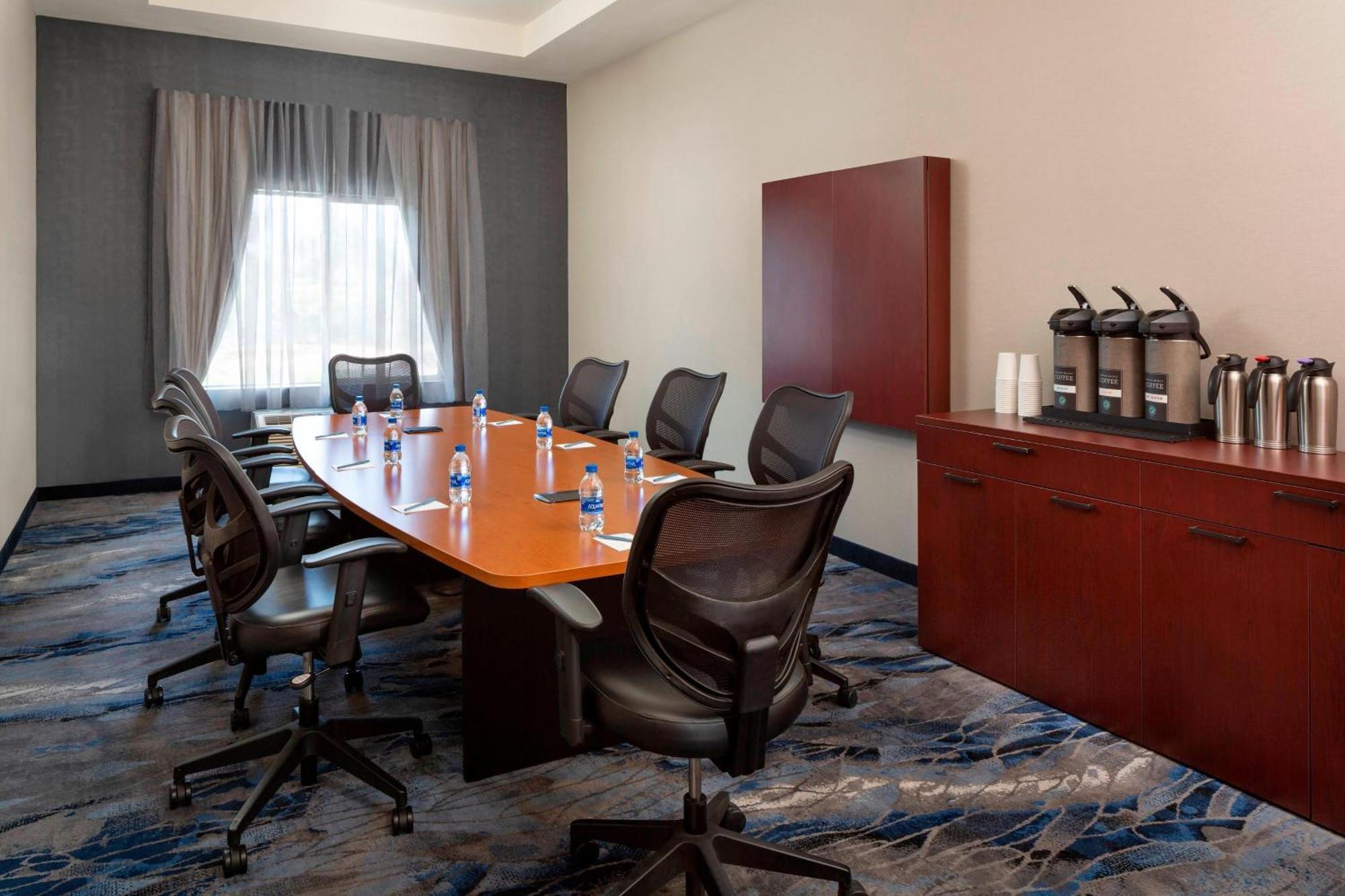 Fairfield Inn & Suites By Marriott Selma Kingsburg מראה חיצוני תמונה