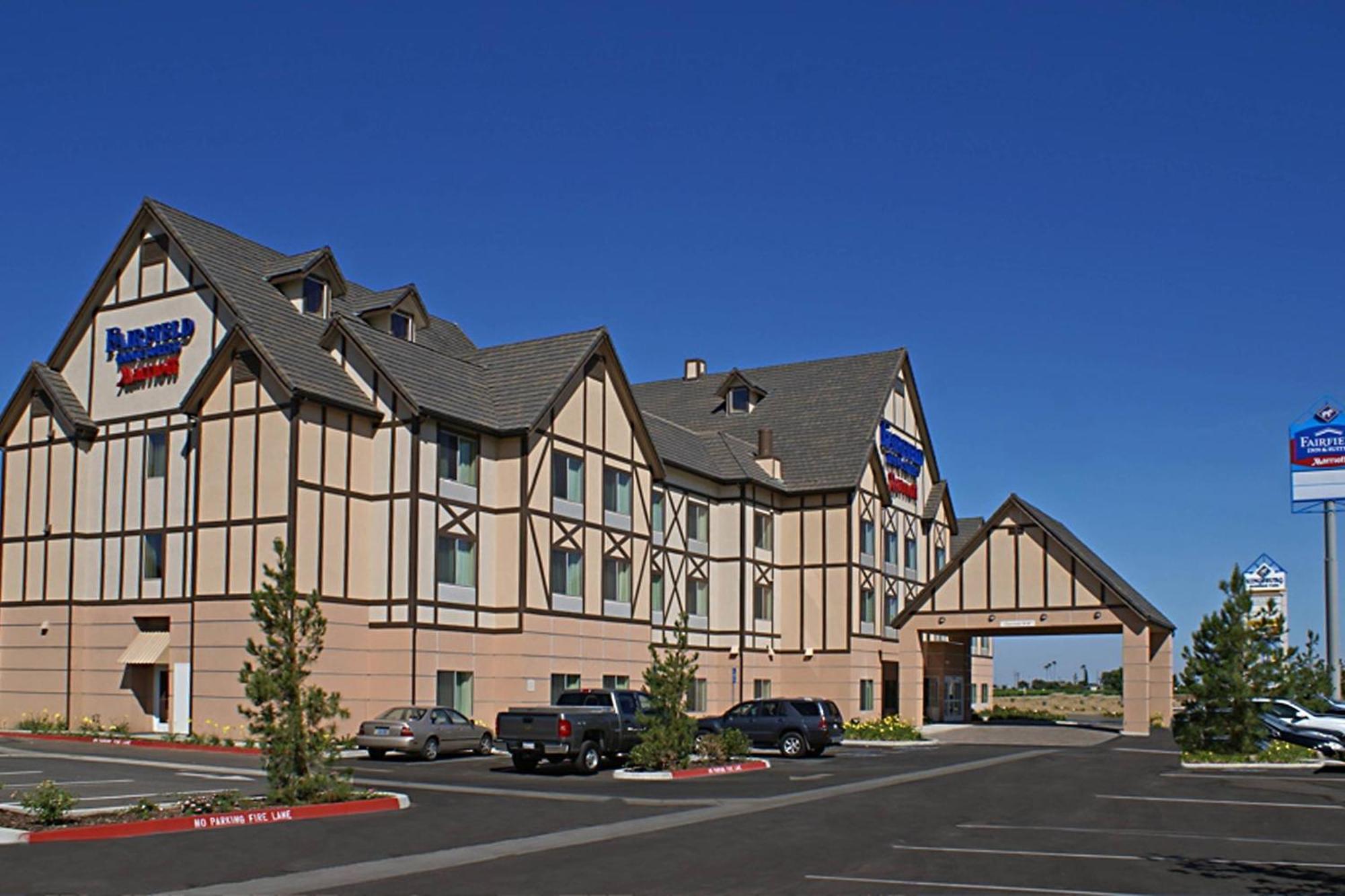 Fairfield Inn & Suites By Marriott Selma Kingsburg מראה חיצוני תמונה